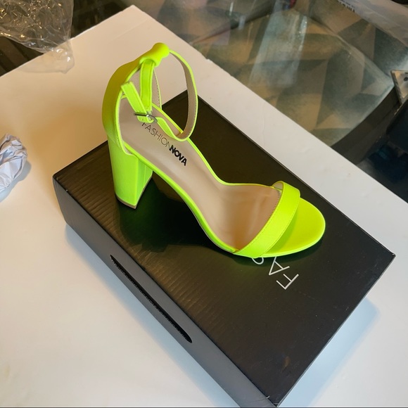 Fashion Nova’ Neon Yellow Heels - Picture 8 of 11